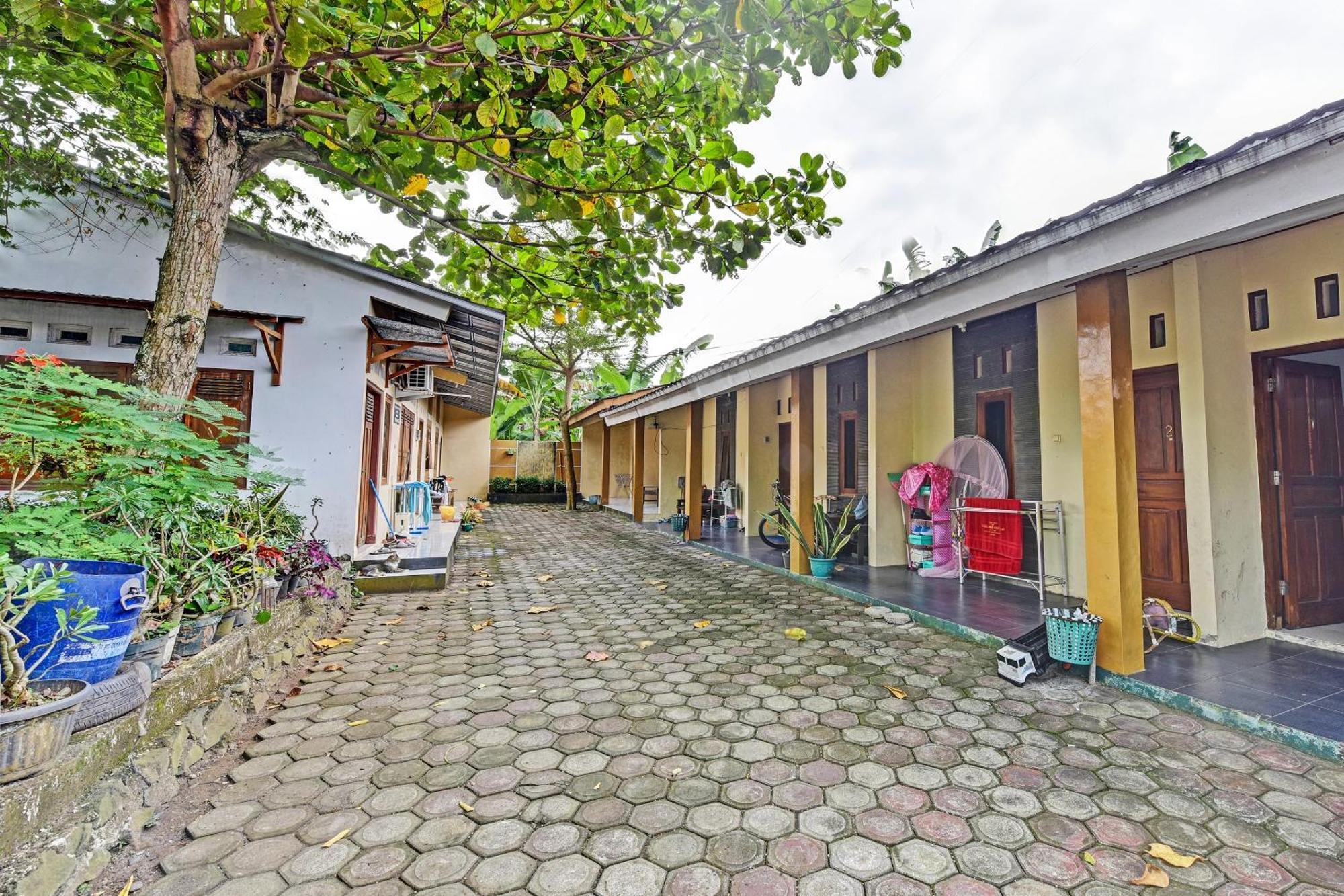 Spot On 91372 Wisma Bulin Purwokerto Exterior photo